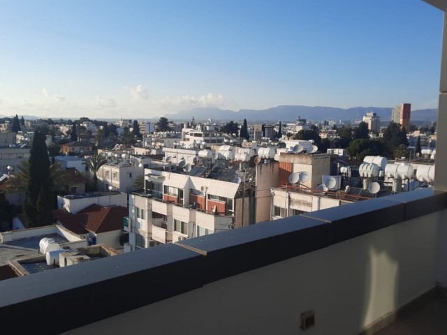 2+1 Flat for Daily Rent in Nicosia Dereboyu