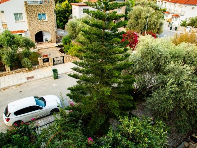 TOLLE LAGE IN OZANKÖY, TOLLE GELEGENHEIT VILLA JETZT ZUM VERKAUF ! ** 