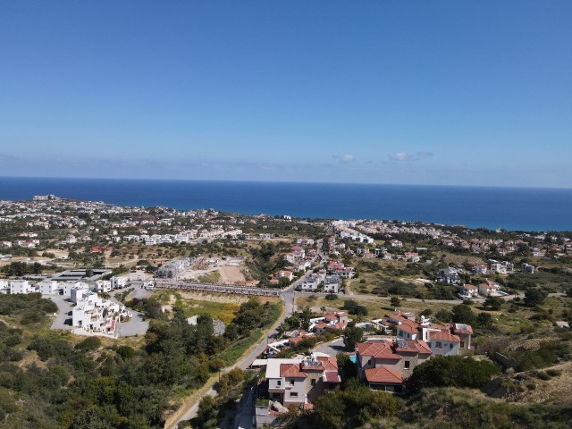 NICHT ZU VERSÄUMENDES GRUNDSTÜCK, 11 VILLEN, TOLLE LAGE UND TOLLE AUSSICHT ! ** 