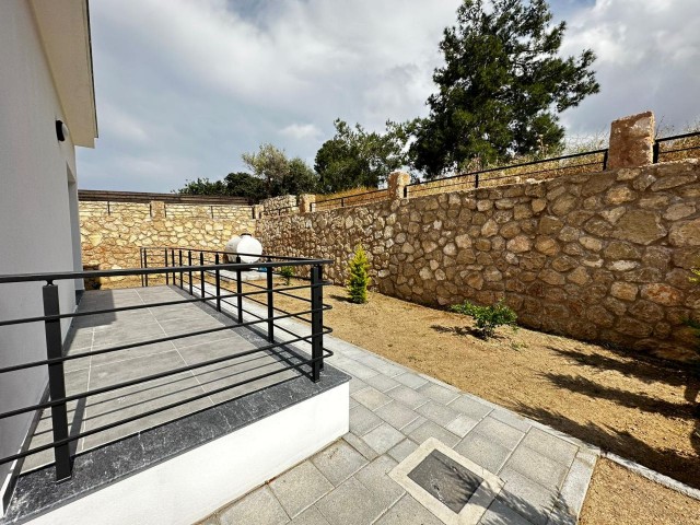 LUXURIOUS VILLA FOR SALE IN ÇATALKOY REGION IN KYRENIA