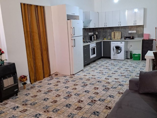 GİRNE LAPTA BÖLGESİNDE  MASRAFSIZ 2+1  SATILIK DAİRE