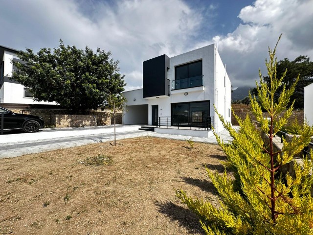 4+1 VILLA WITHIN A NEW COMPLETED COMPLEX IN KYRENIA ÇATALKÖY, GREAT LOCATION