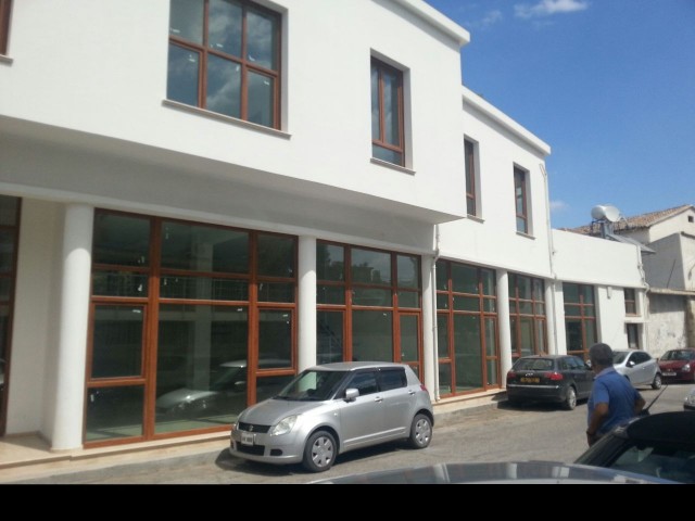 1.000m2 COMPLETE COMMERCIAL BUILDING IN NICOSIA