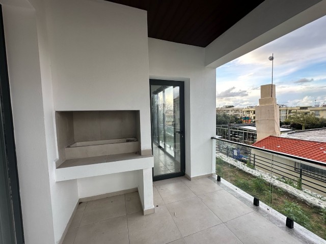 LUXURY FLAT WITH GARDEN AND COMFORT IN GIRNE ALSANCAK