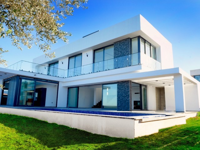 5+1 LUXURY VILLA IN GIRNE ALSANCAK