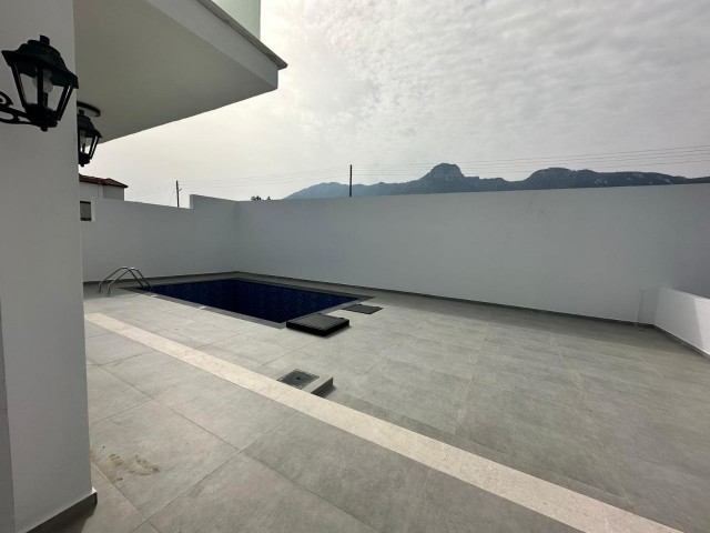 Neue freistehende Villen mit privatem Pool in Çatalköy