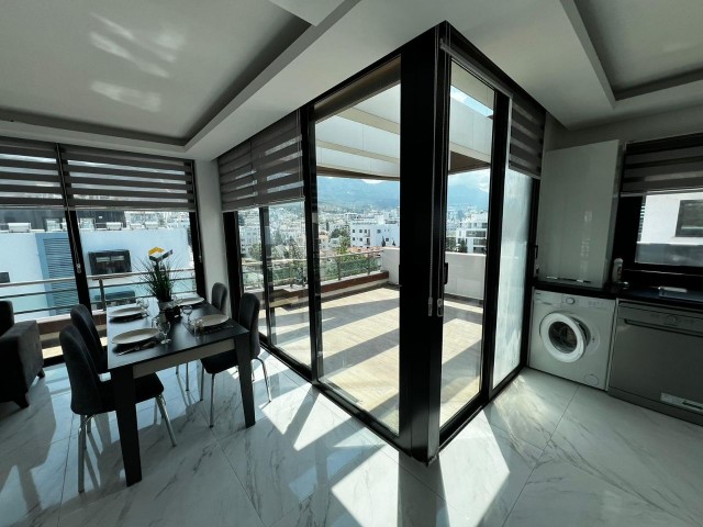 3+1 Penthouse zur Miete im Zentrum von Kyrenia