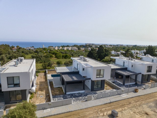 4+1 Villa mit privatem Pool und Garten in Edremit, Kyrenia