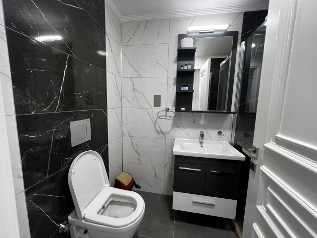 Girne merkezde site içerisinde 2+1 penthouse