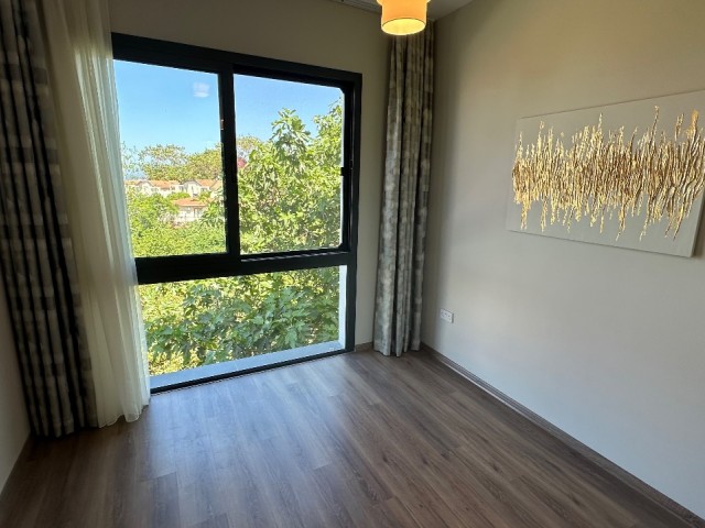 Alsancak'ta satılık modern full eşyalı 2+1