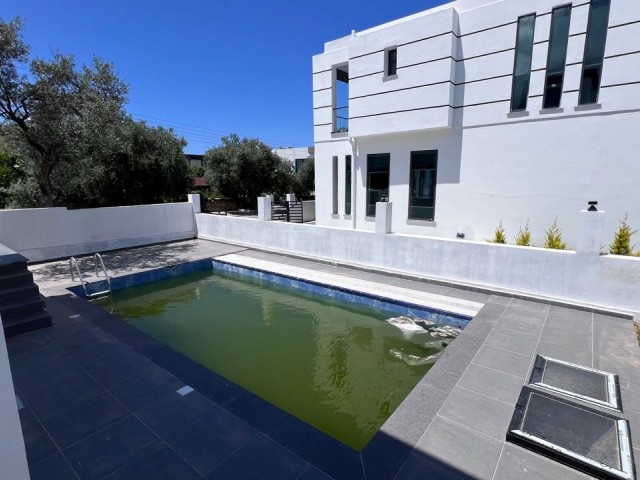 Luxuriöse 3+1 Villa mit privatem Pool in Ozanköy