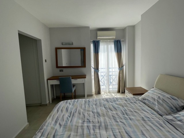 Wunderschönes Penthouse-Apartment in Girne Alsancak!