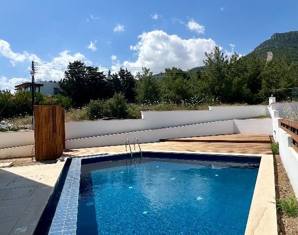 4+1 Villa For Sale In The Most Prestigious Neighborhood Of Kyrenia
