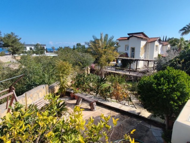 3+1 Villa zur Miete in Kyrenia Zeytinlik