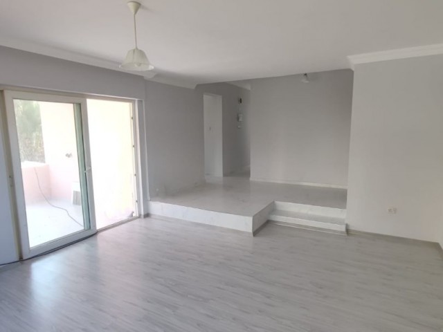 3+1 Wohnung im Zentrum von Kyrenia