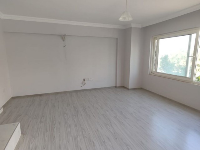 3+1 Wohnung im Zentrum von Kyrenia