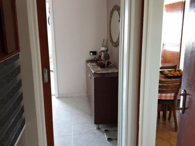 Flat For Sale in Yukarı Girne, Kyrenia