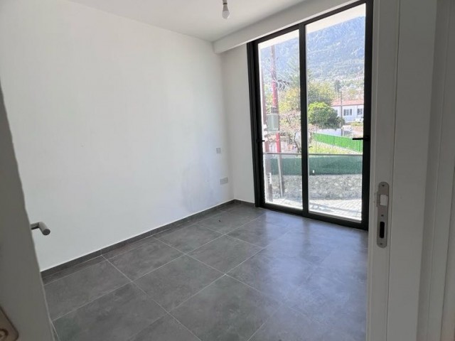 UNFURNISHED FLAT FOR RENT IN A SITE WITH POOL