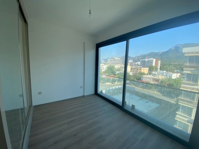 2 +1 zero apartment for sale in the center of Kyrenia ** 