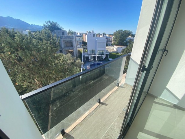 2+1 zero apartment for sale in Kyrenia Center 