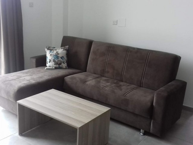 2+1 very clean flat for rent behind Nicosia Dereboyu