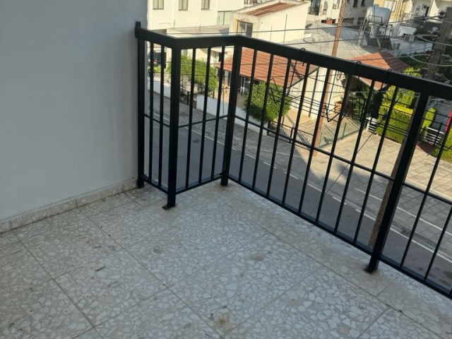 Lefkoşa Göçmenköyde 3+2 kiralık yenilenmiş daire