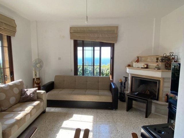 VILLA FOR SALE WITH A WONDERFUL VIEW 1000 METERS FROM ESENTEPE BEACH ** 