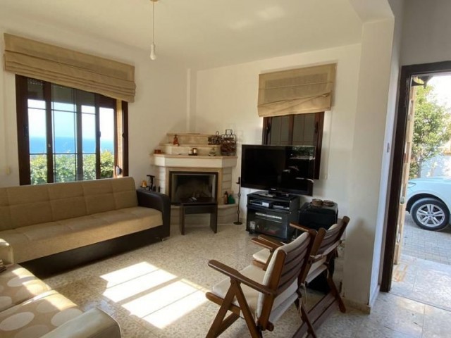 VILLA FOR SALE WITH A WONDERFUL VIEW 1000 METERS FROM ESENTEPE BEACH ** 