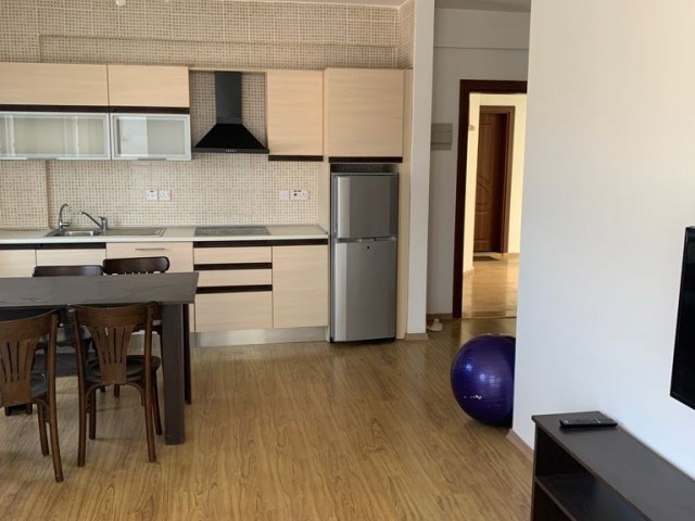 GİRNE MERKEZDE 1+1 ORTAK HAVUZLU SATILIK DAİRE 