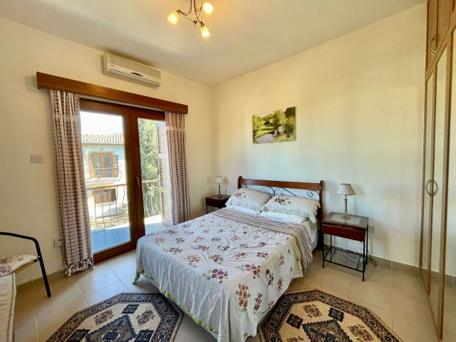 VILLA ZUM VERKAUF HINTER KYRENIA ALTINKAYA HOTEL ** 