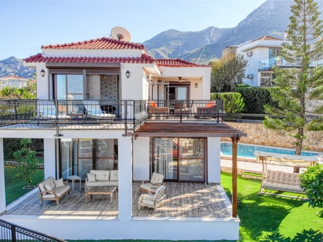 MOUNTAIN AND SEA VIEW VILLA FOR SALE IN BELLAPAIS ** 
