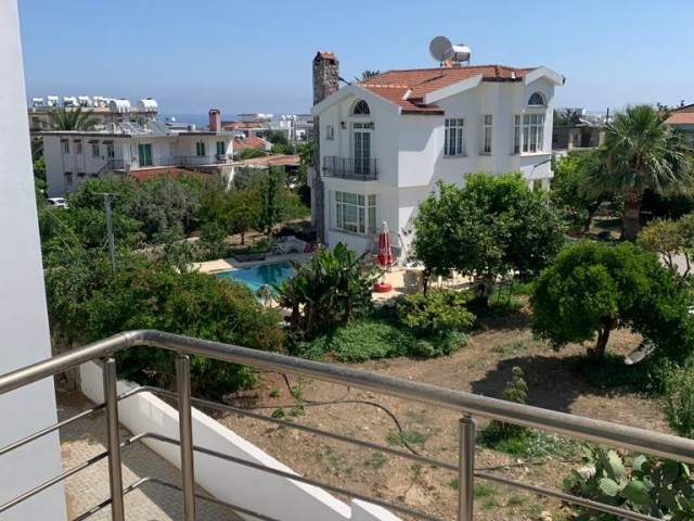 ALSANCAK MERKEZDE EŞYASIZ KİRALIK 2+1 DAİRE 