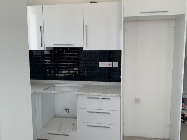 ALSANCAK ATATUK 2 + 1 FURNISHED APARTMENT FOR RENT OPPOSITE THE BUST ** 