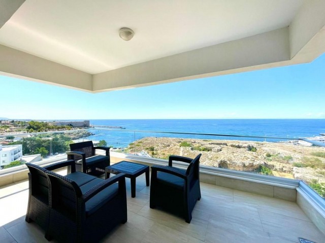 3 + 1 APARTMENTS FOR RENT NEAR THE SEA IN THE CENTER OF KYRENIA ** 