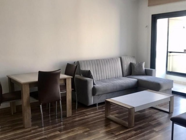 GİRNE MERKEZDE TÜRK KOÇANLI SATILIK 2+1 DAİRE