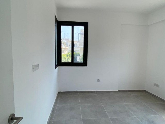 2+1 WOHNUNG ZUM VERKAUF IM ZENTRUM VON KYRENIA (NEU FERTIG) ** 