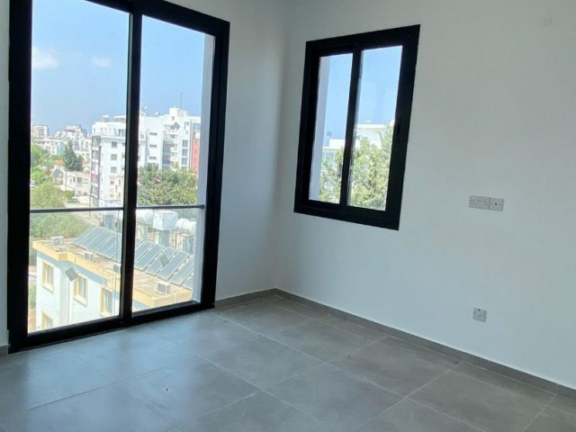 GİRNE MERKEZ'DE SATILIK 2+1 PENTHOUSE