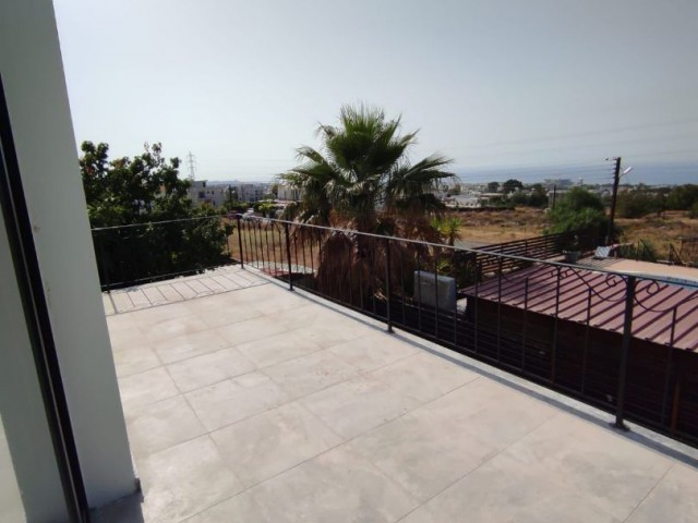 Luxus 4 + 1 Triplex Villa mit Panoramablick auf die Berge und das Meer mit privatem Pool in chatalköy ** 