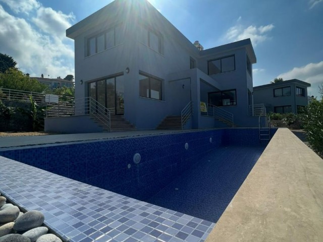 4 + 1 MODERN VILLA FOR SALE IN CATALKÖY ** 