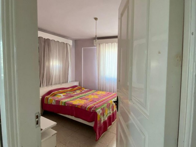 Flat For Sale in Yukarı Girne, Kyrenia