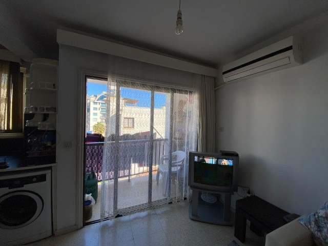 GİRNE MERKEZ SATILIK 2+1 DAİRE