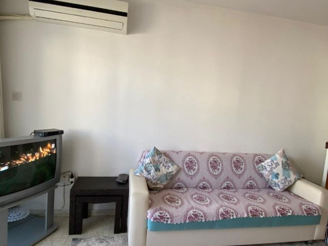 GİRNE MERKEZ SATILIK 2+1 DAİRE