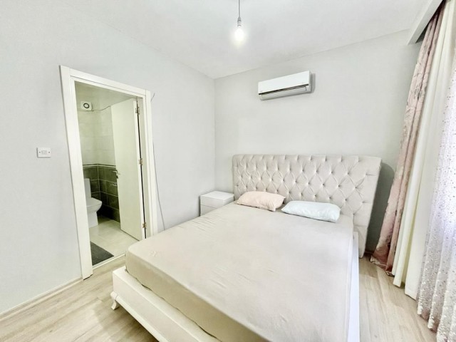 Flat For Sale in Yukarı Girne, Kyrenia