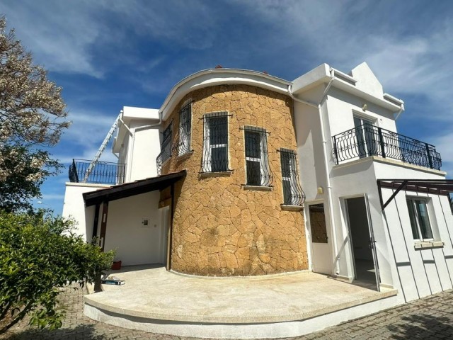 Villa To Rent in Bellapais, Kyrenia