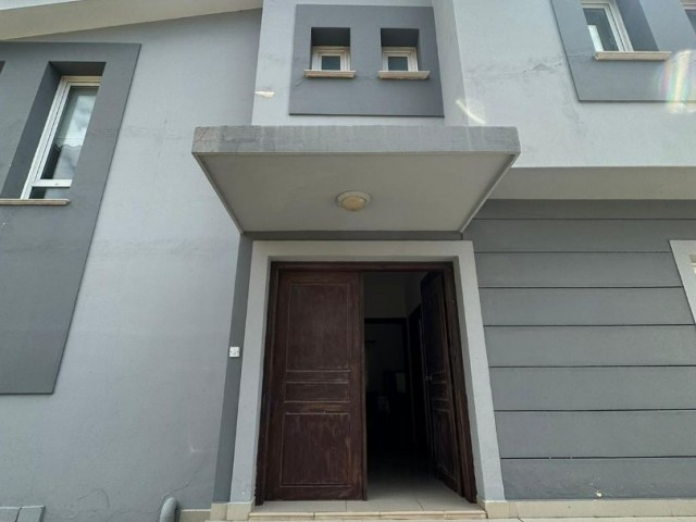 GİRNE BOĞAZKÖY 3+1 VILLA FOR SALE WITH TURK MALI POOL