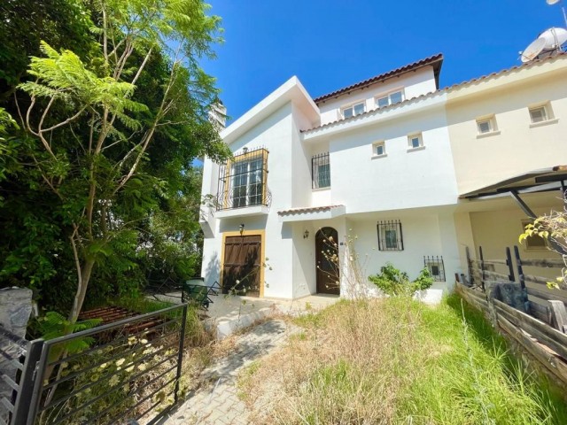 TWIN VILLA WITH TURKISH COACH FOR SALE IN A DETACHED GARDEN ON DIKMEN ROAD IN GIRNE BOĞAZKÖY