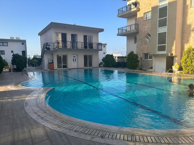 DAILY RENTAL FLAT WITH POOL INSIDE THE SITE WITHIN 3 MINUTES WALKING TO ALSANCAK ATAKARA MARKET