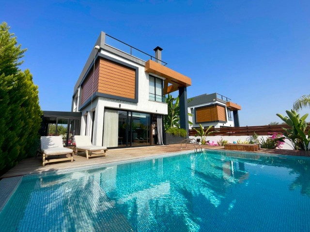 Magnificently decorated Luxury Villa for Sale in Çatalköy, Kyrenia!