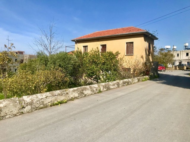 Residential Zoned Plot For Sale in Alsancak, Kyrenia