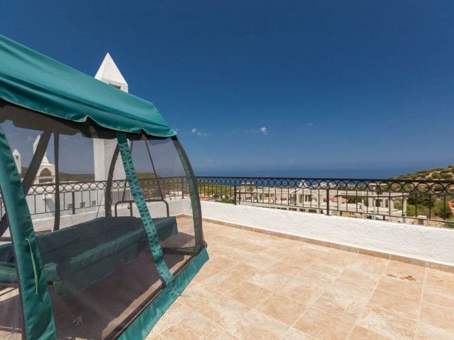 GIRNE -KARMI VILLAGE , MUSTAKIL TRIPLEX VILLA, 3 YATAK ODALI , 254 M2 ,HAVUZLU , MANZARALI    TEL : 0542 867 1000